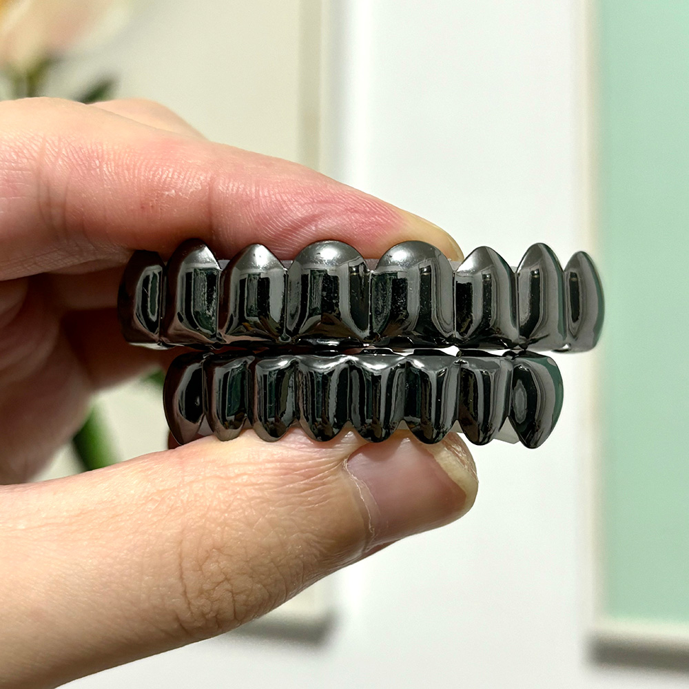 YOUNGX Глянцевые черные грилзы – обзор и цена Body Jewelry Men